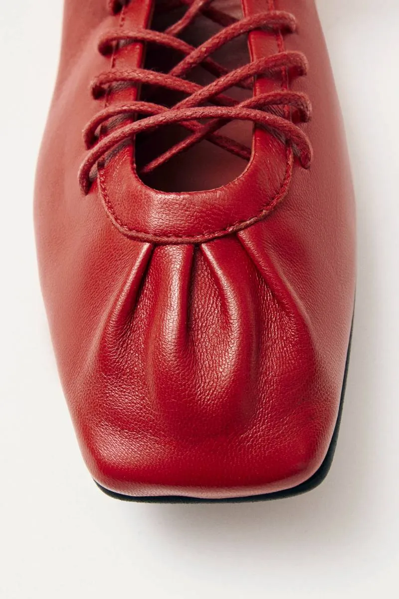 AURELINE LEATHER BALLET FLATS IN RED