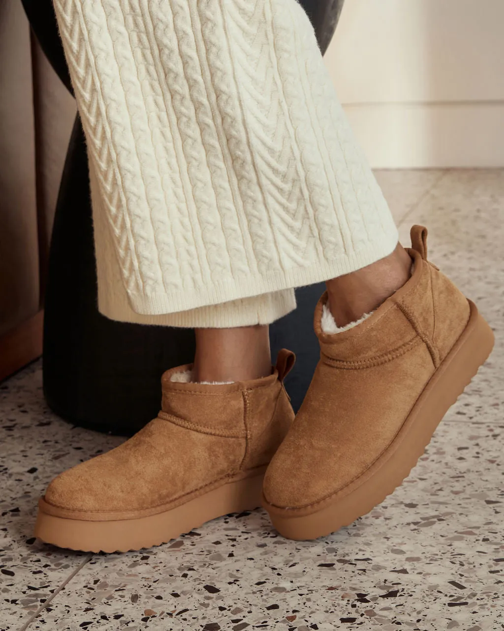 Brisk Feels Platform Ankle Boots