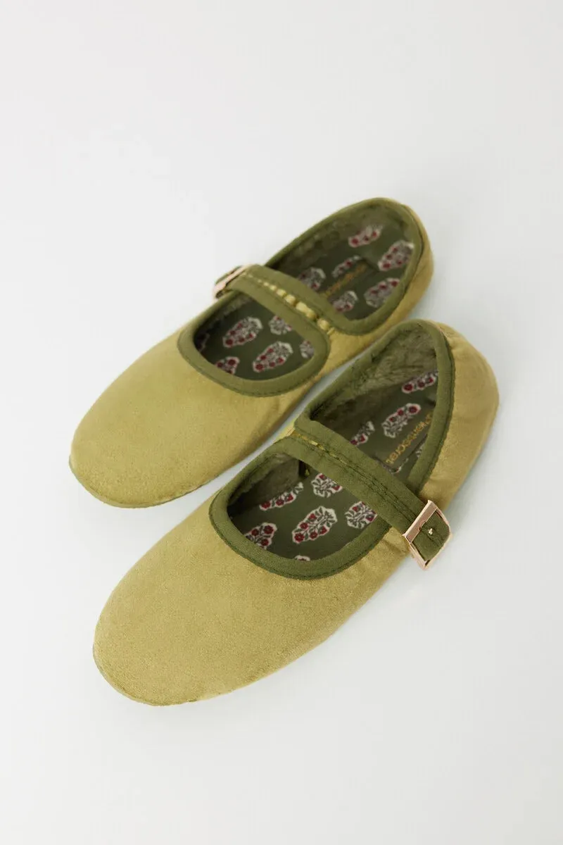 Green ballet flats style slippers