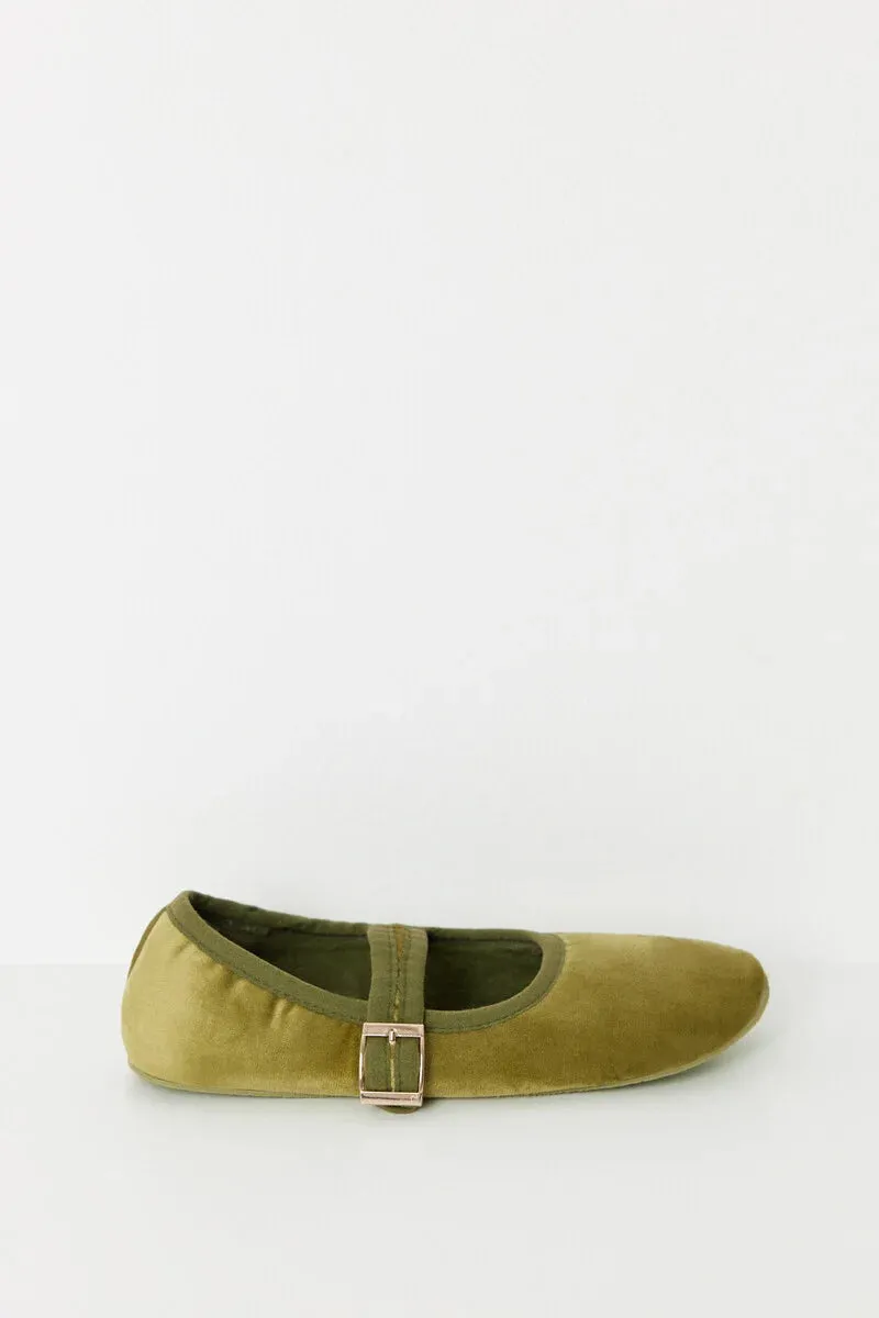 Green ballet flats style slippers