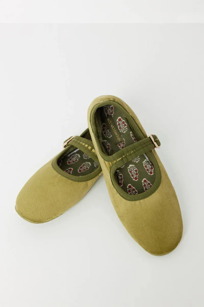 Green ballet flats style slippers