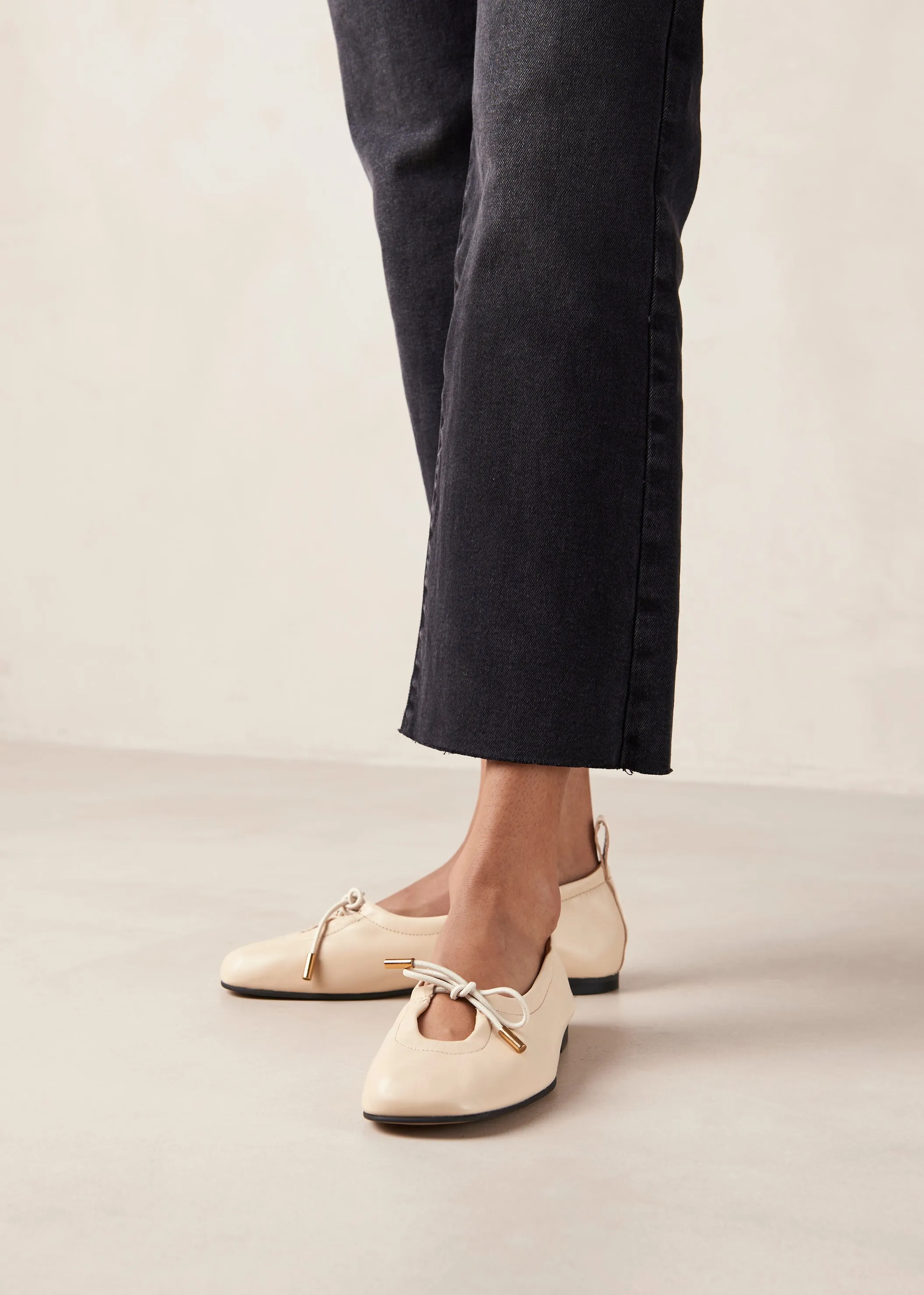 Rosalind Leather Ballet Flats Cream